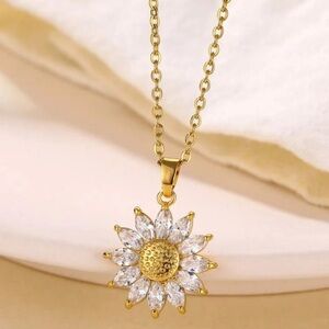 ORANGE SHYMA NECKLACE 